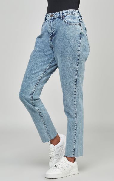 Light Blue Wash Embroidered Mom Jean Women Jeans Sik Silk